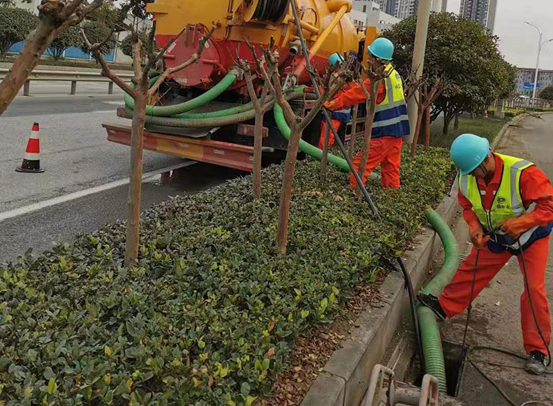 宁江市政管道清淤